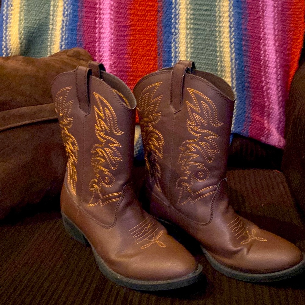 Genuine Leather Cowboy Boots From Montana. Man Made